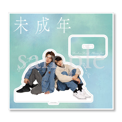 壓克力立牌（大學生ver.）〈「未成年」期間限定活動〉